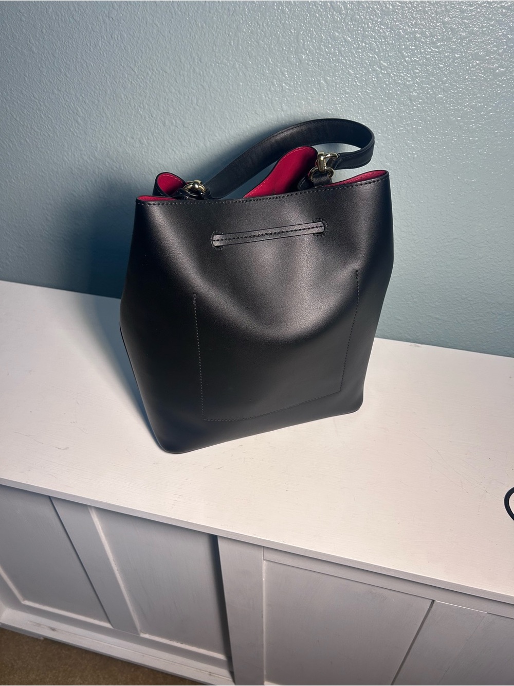 Ralph Lauren Black Leather Drawstring Shoulder Bag - Picture 4 of 5